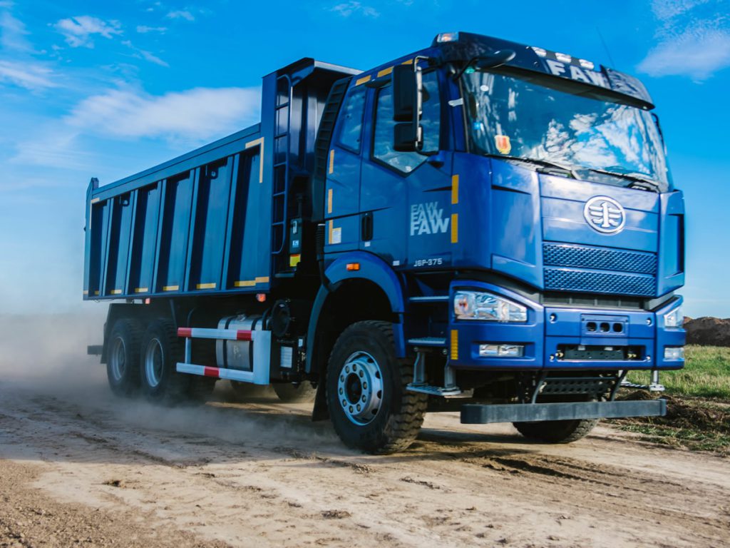 Перевозка грузов до 30 тонн самосвалом.