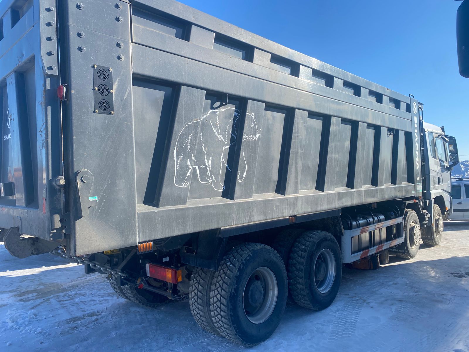 Аренда самосвалов 40 тонн, 35 кубов