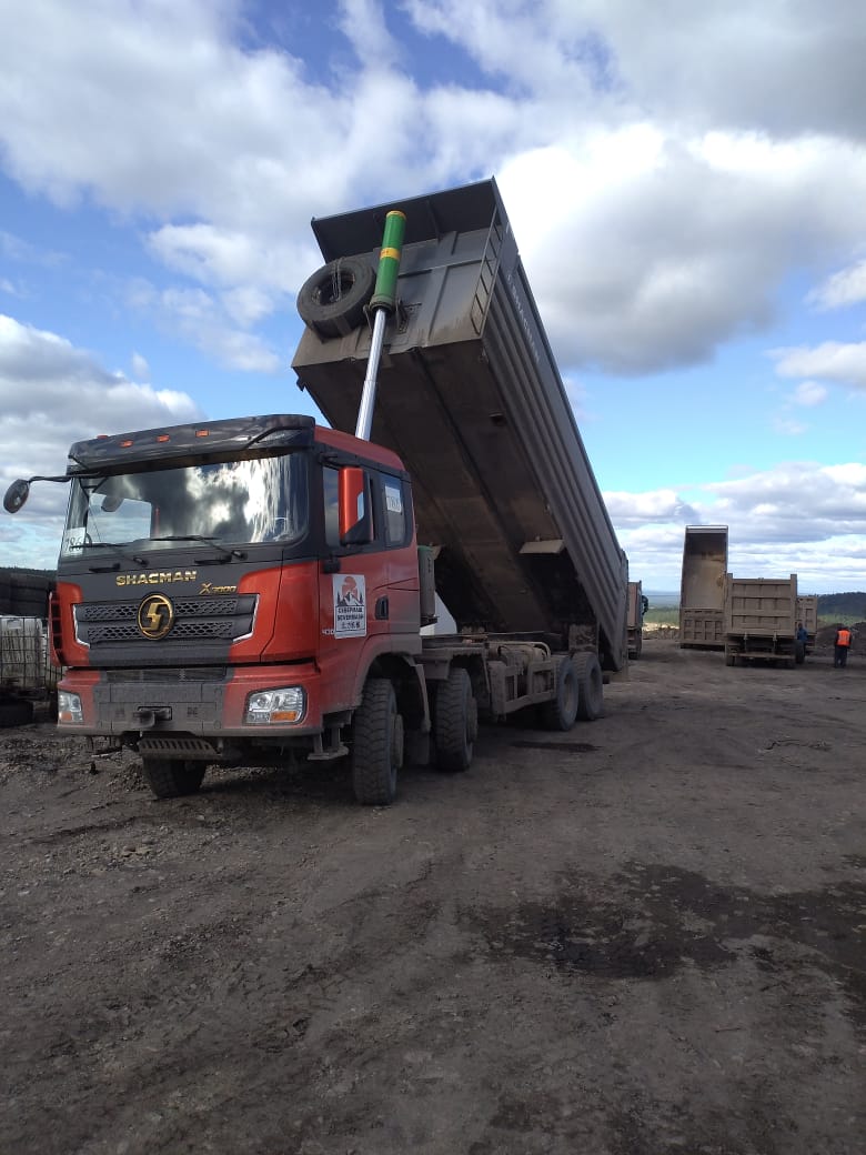 В аренду самосвалы 6*4 и 6*6, тягачи с прицепами