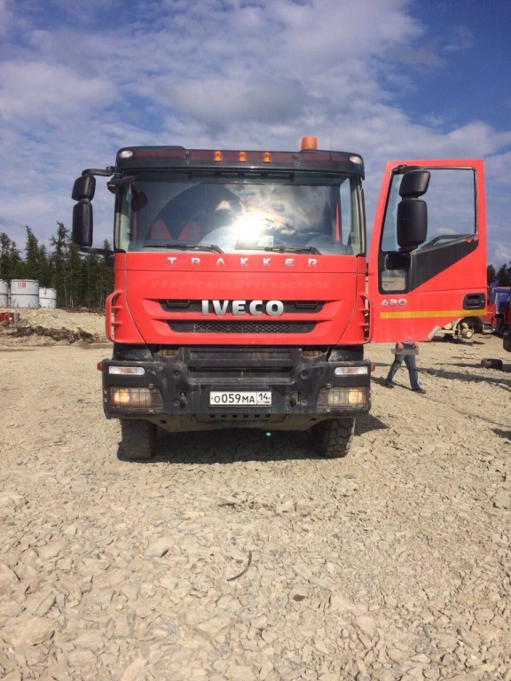 Сдаем в аренду 7 самосвалов ИВЕКО (с водителями)