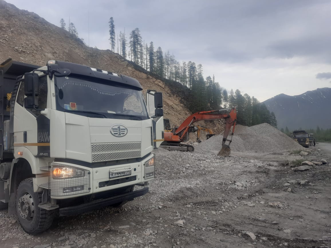 Самосвалы  27- 35 кубов. 10 единиц! в аренду