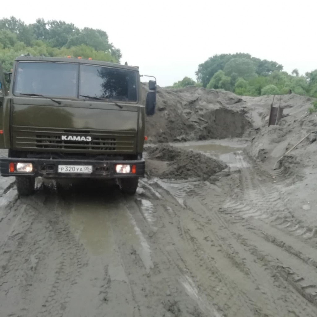 Перевозка груза самосвал