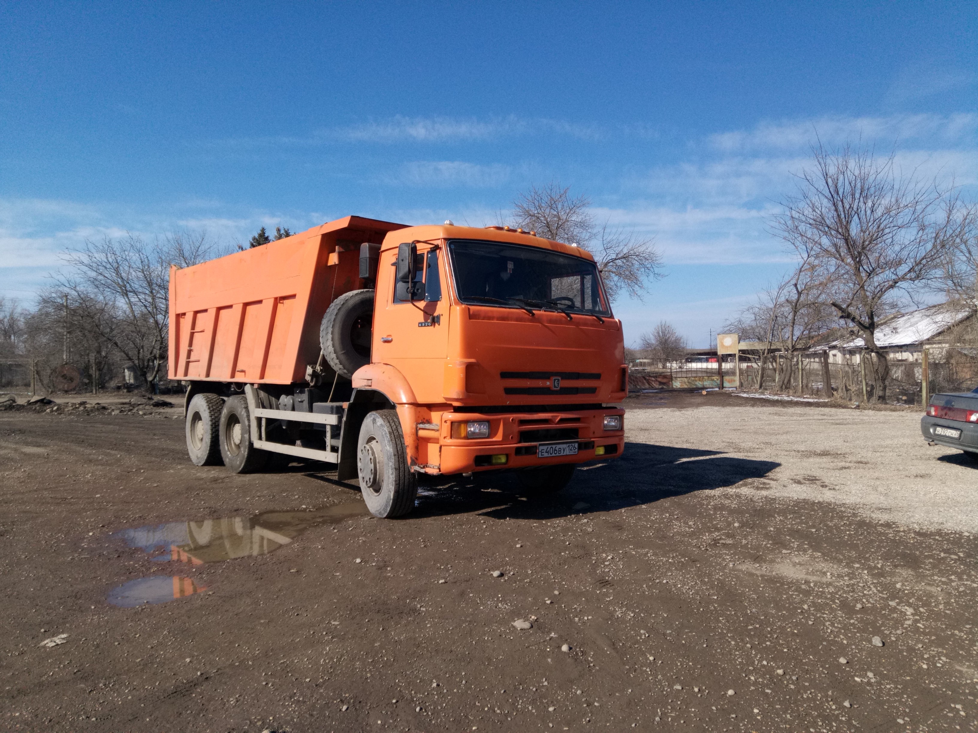 Услуги самосвала, аренда, заказ.