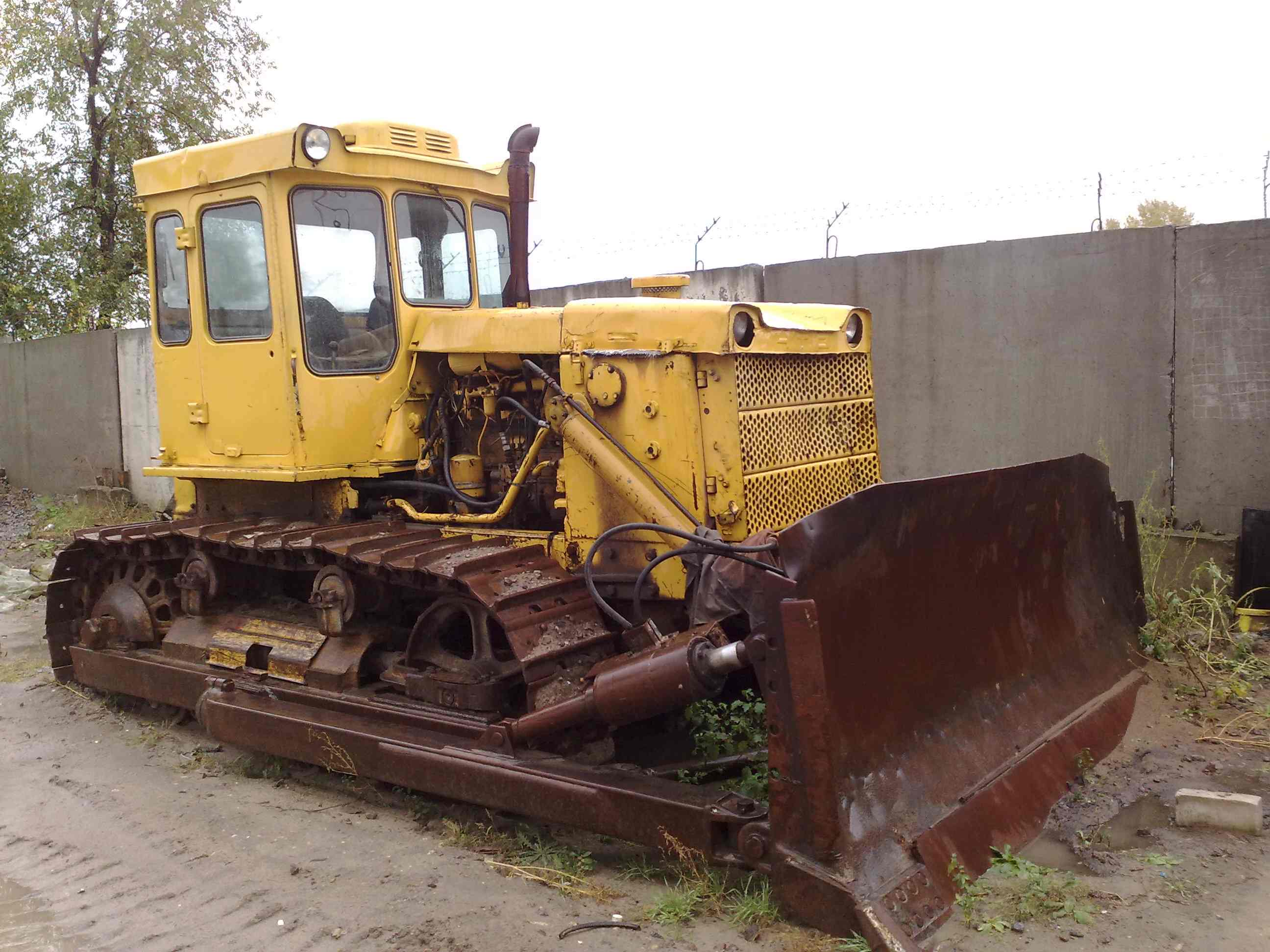 Аренда/Услуги бульдозера ЧТЗ-130