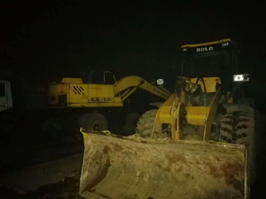 Экскаватор полноповоротный