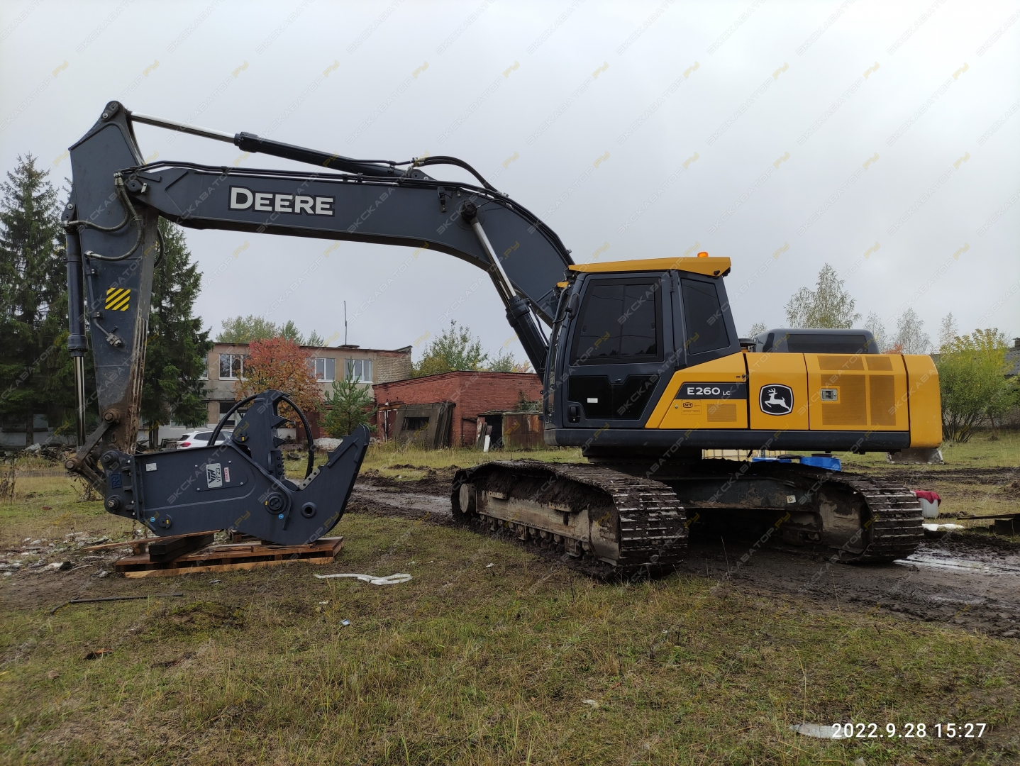 Аренда гусеничного экскаватора John Deere E260 LC