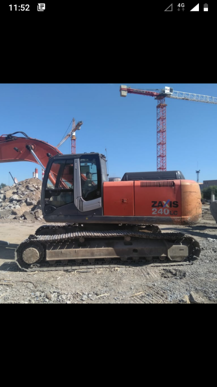 Аренда экскаватора Хитачи 240