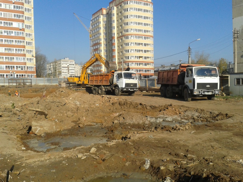 Аренда Экскаваторов и самосвалов