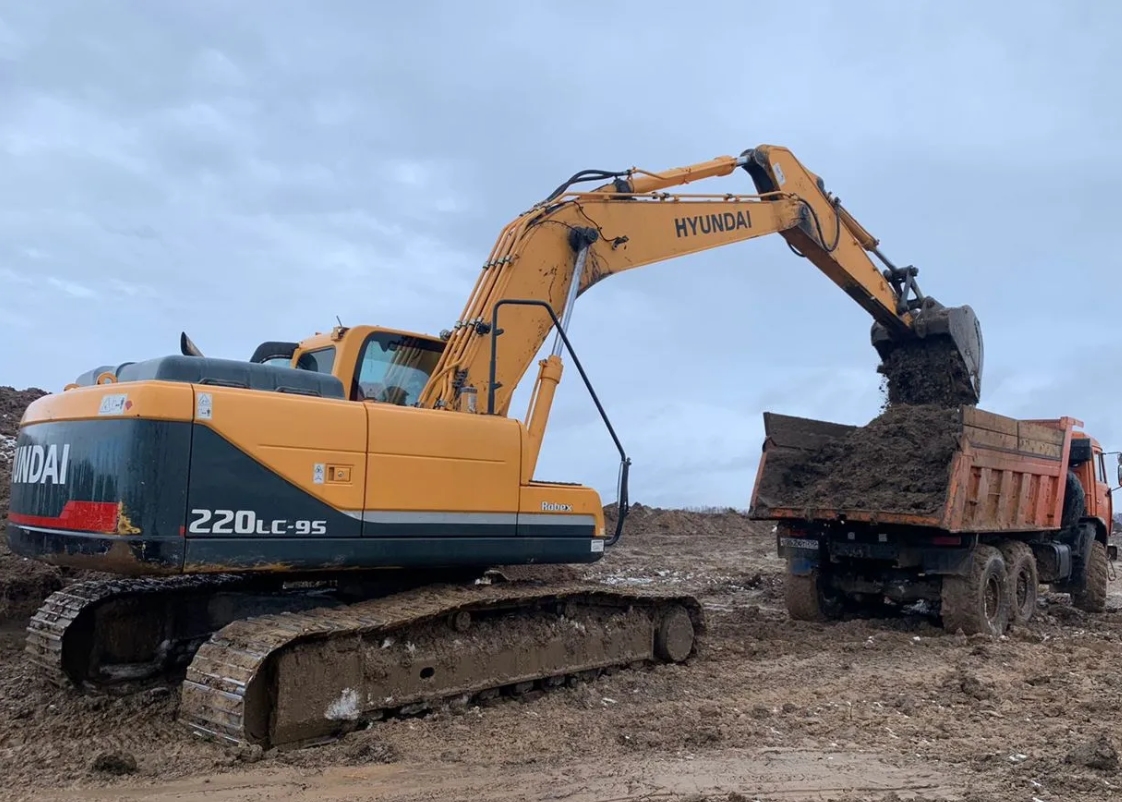 Экскаватор hyundai 220 в Аренду
