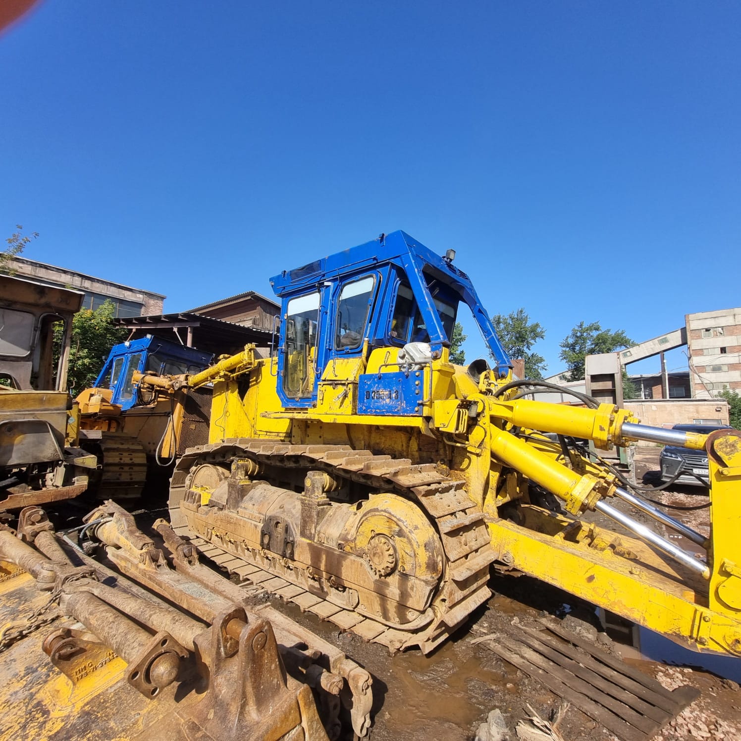 Аренда Бульдозера от 16т. до 50 тонн