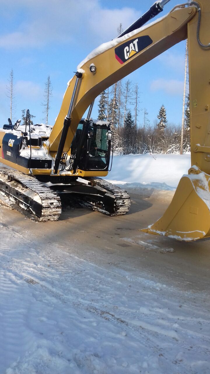 Гусеничный экскаватор в аренду с экипажем