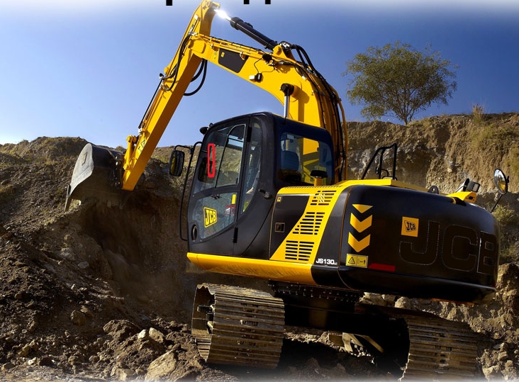 Гусеничный JCB 200