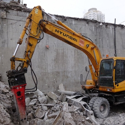 Колесный полноповоротный экскаватор Hyundai