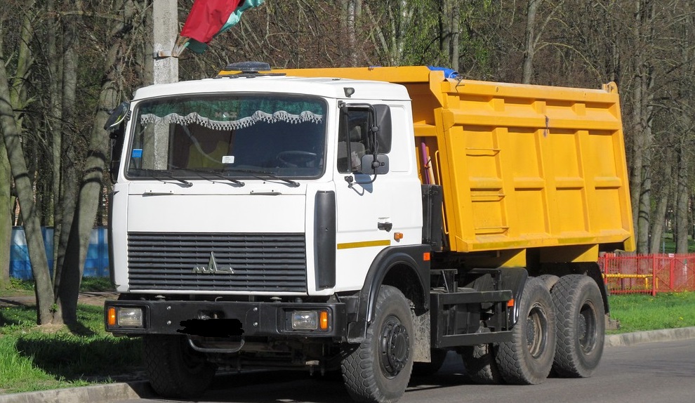 Аренда самосвала, перевозка самосвалом 20 тонн.