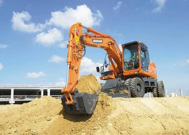 Аренда экскаватора от собственника ООО "КАТЕТ"