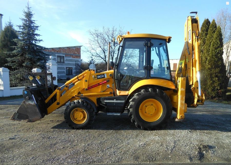 Аренда экскаватора-погрузчика JCB