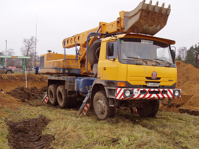 Аренда экскаватора удс114