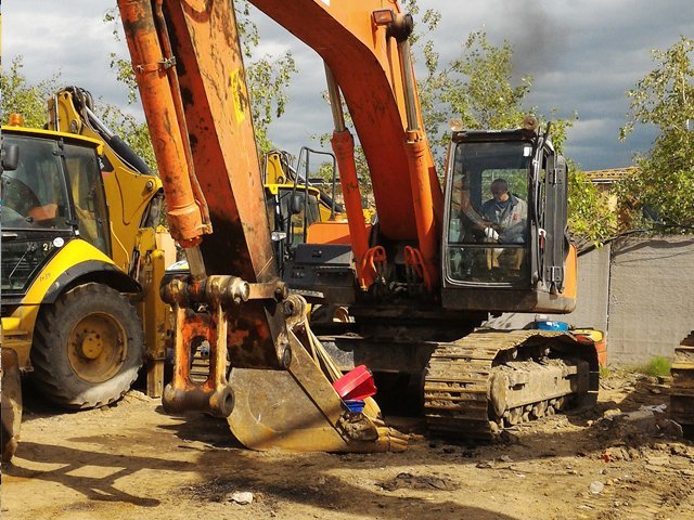 Аренда экскаватора Hitachi ZX330