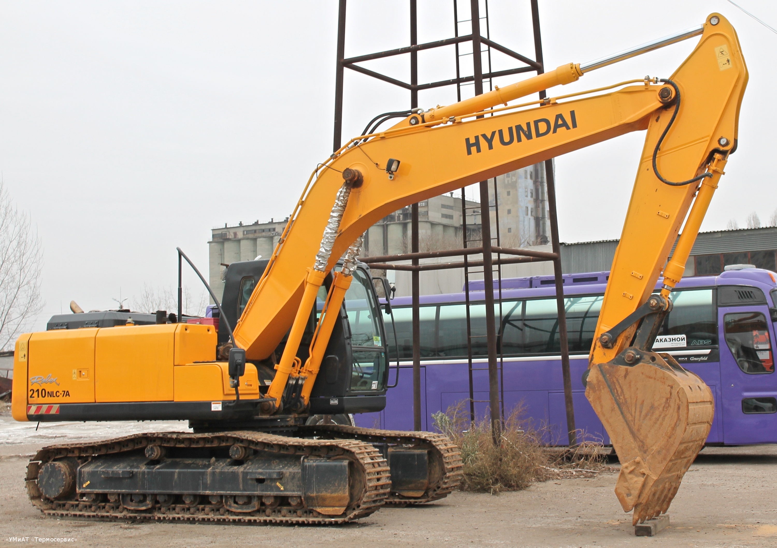 Аренда гусеничных и колесных экскаваторов