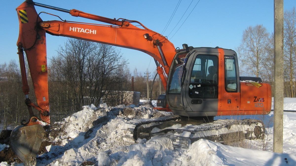 Эскаватор гусеничный в аренду.