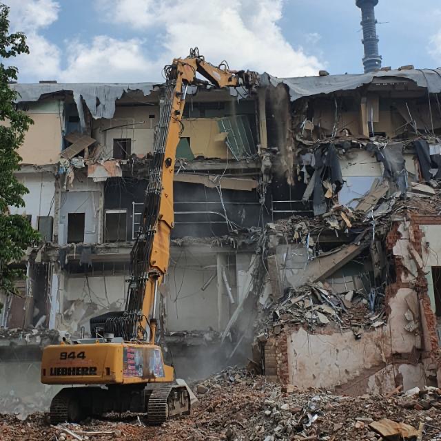 Экскаватор Разрушитель аренда