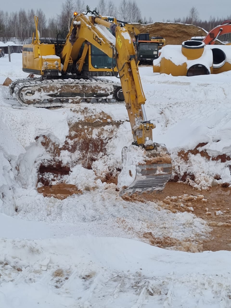 Аренда гусеничного экскаватора