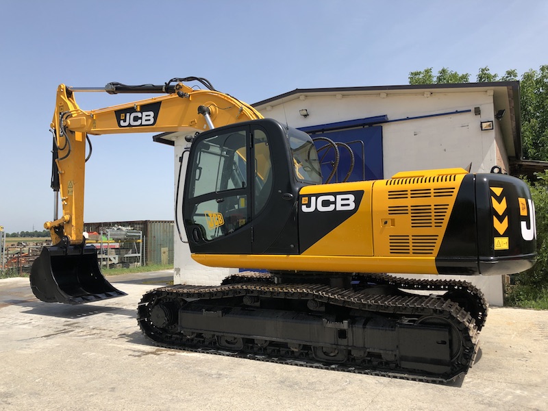 Услуги спецтехники Экскаваторы