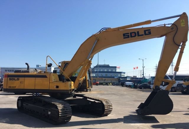 Экскаватор гусеничный sdlg E6300F