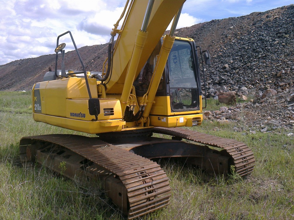 Аренда экскаватора komatsu PC210LC