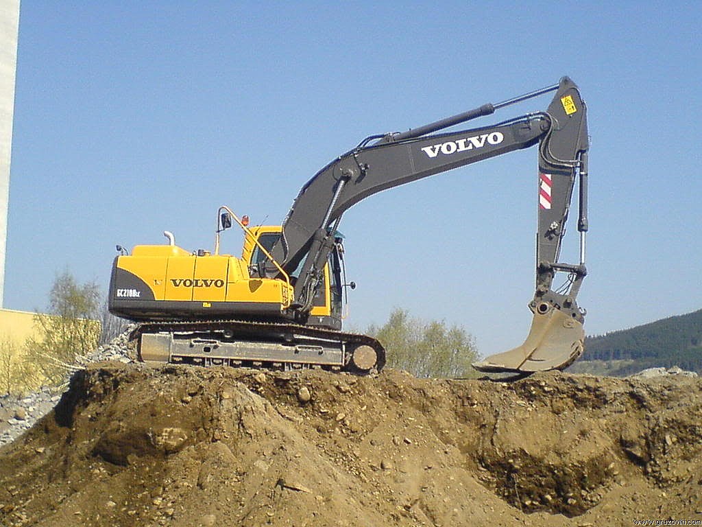 Услуги экскаватора / Аренда экскаватора