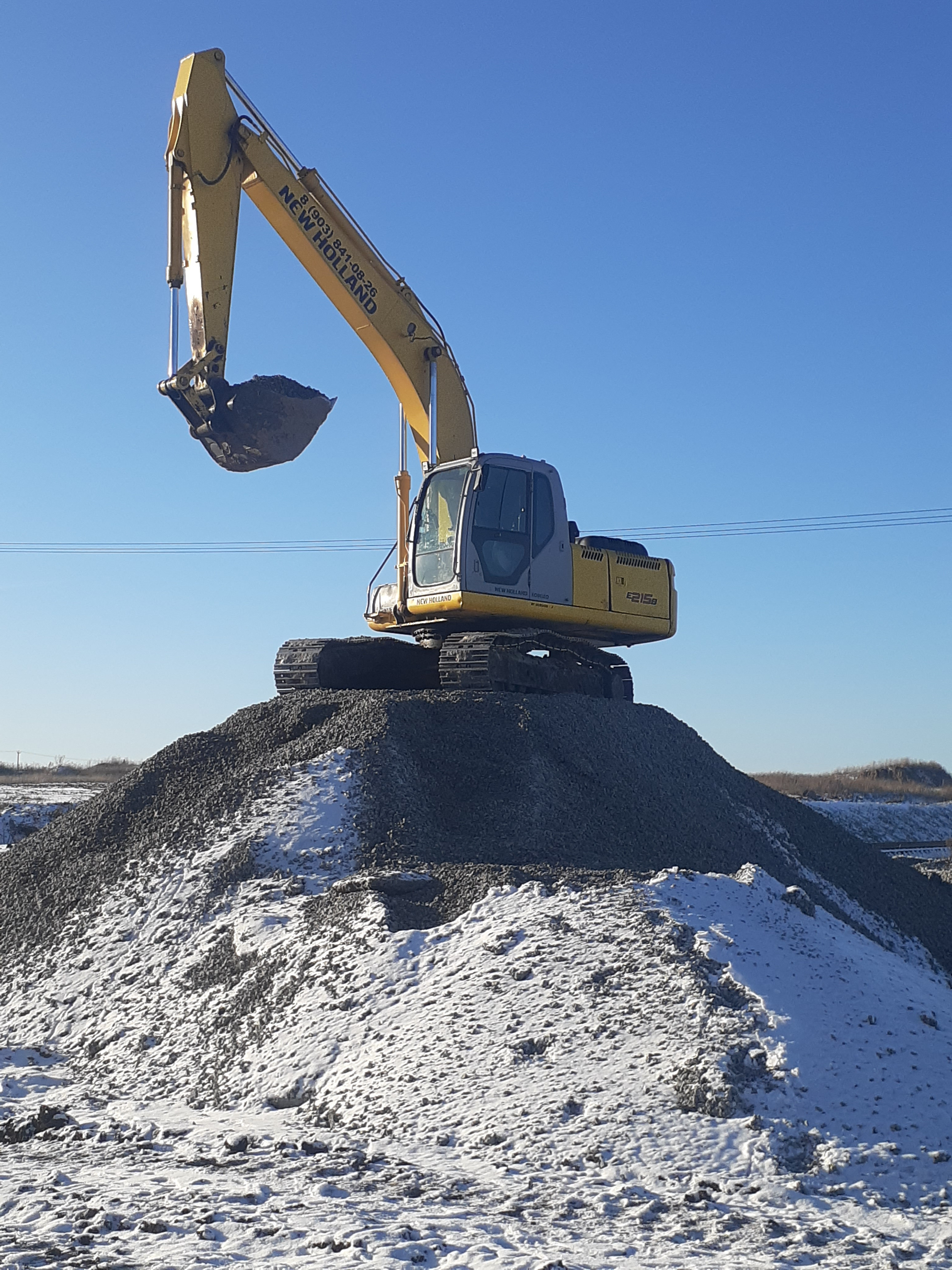 Аренда услуги экскаватора гусеничного