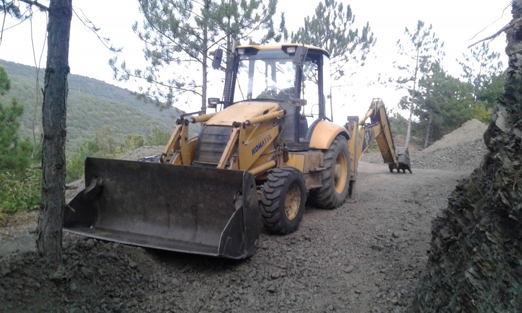 Экскаватор погрузчик