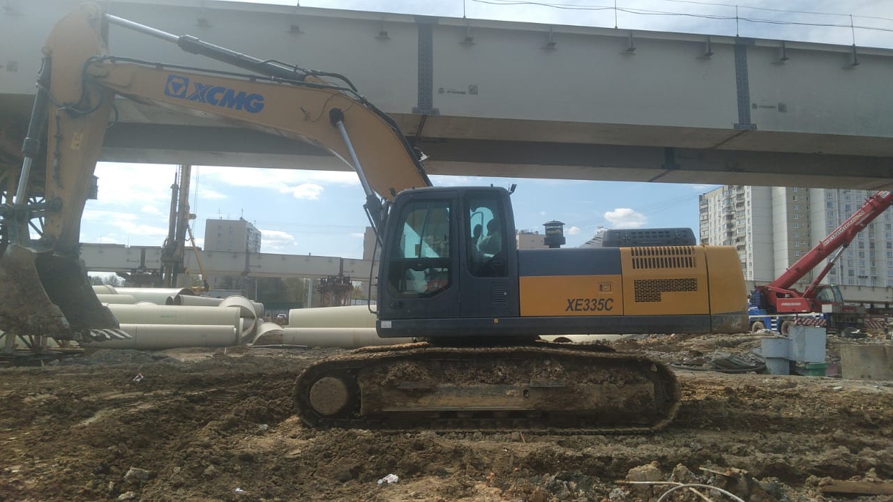 Аренда гусеничного экскаваторов Джанкой. 20 единиц