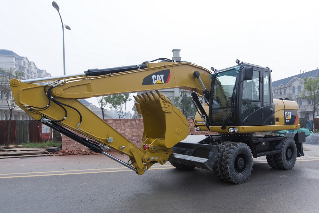 Аренда экскаваторов от собственника Андрей