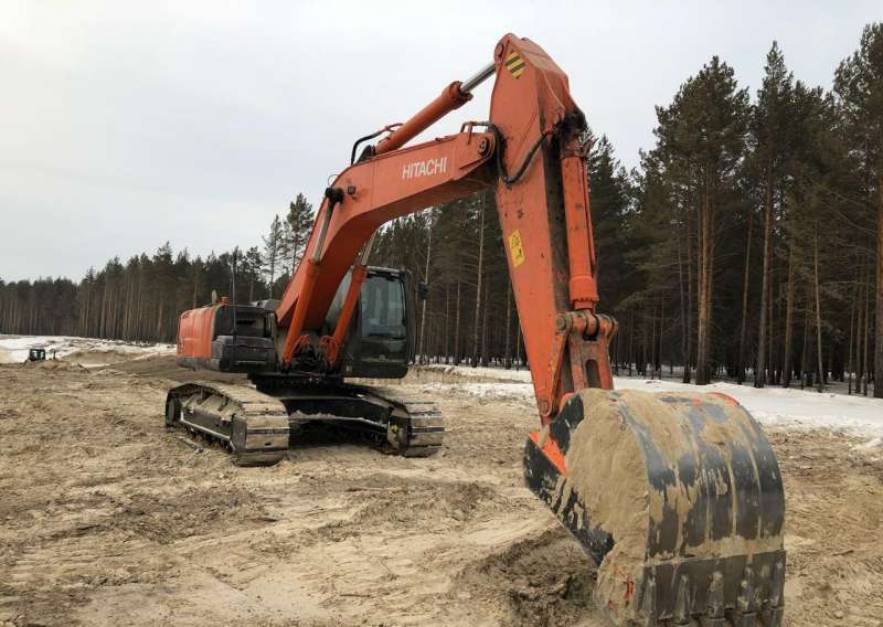 Hitachi 330 от собственника Евгений