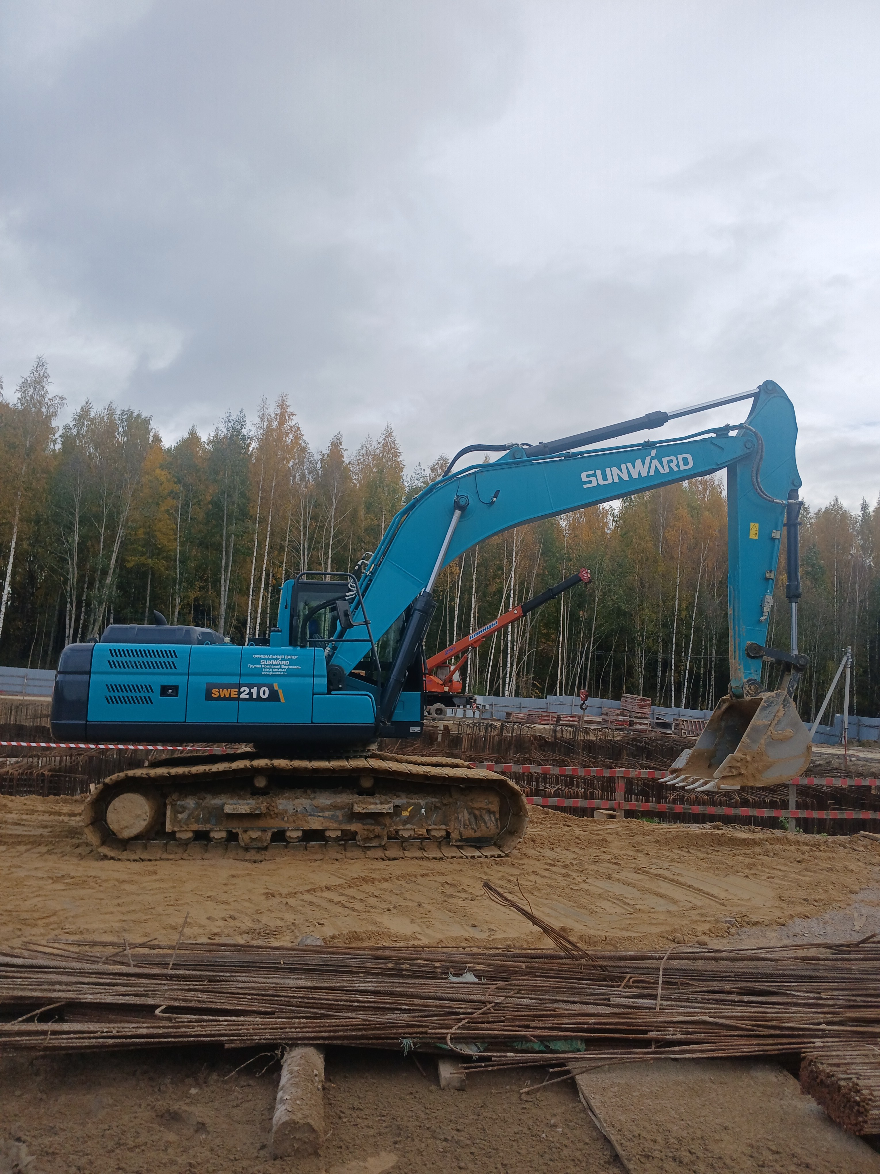 Аренда болотного экскаватора с опытным машинистом