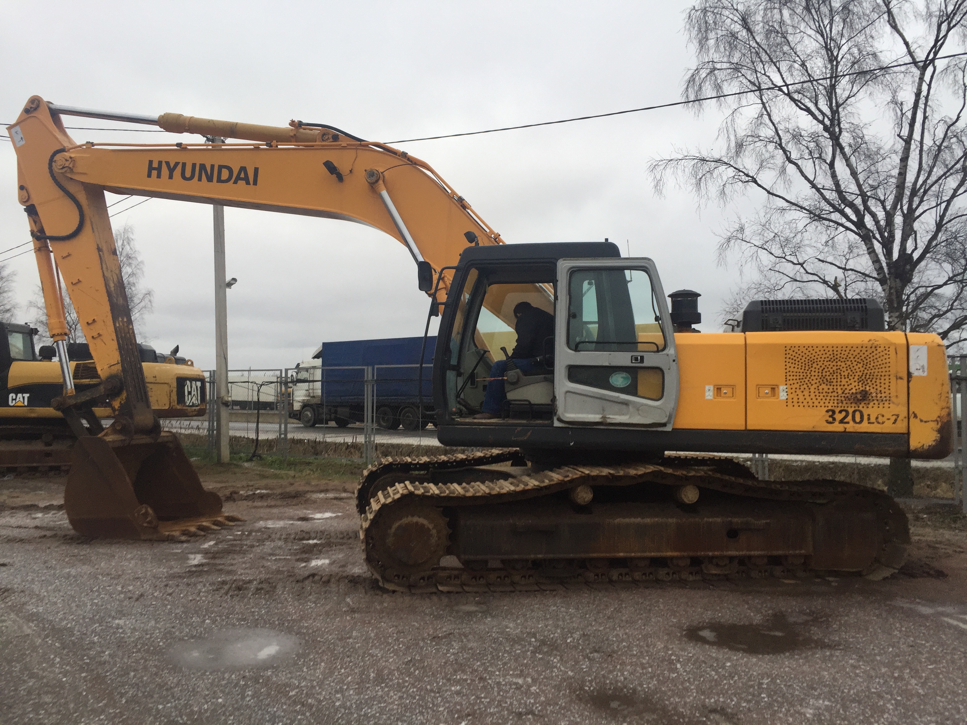 Сдам в аренду Эсковатор гусеничный