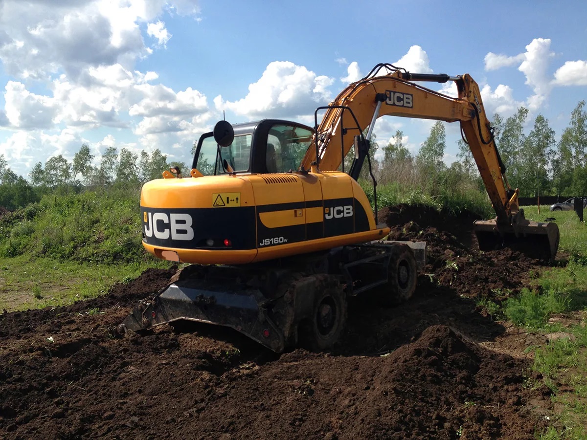 ЭКСКАВАТОР ПОЛНОПОВОРОТНЫЙ КОЛЕСНЫЙ