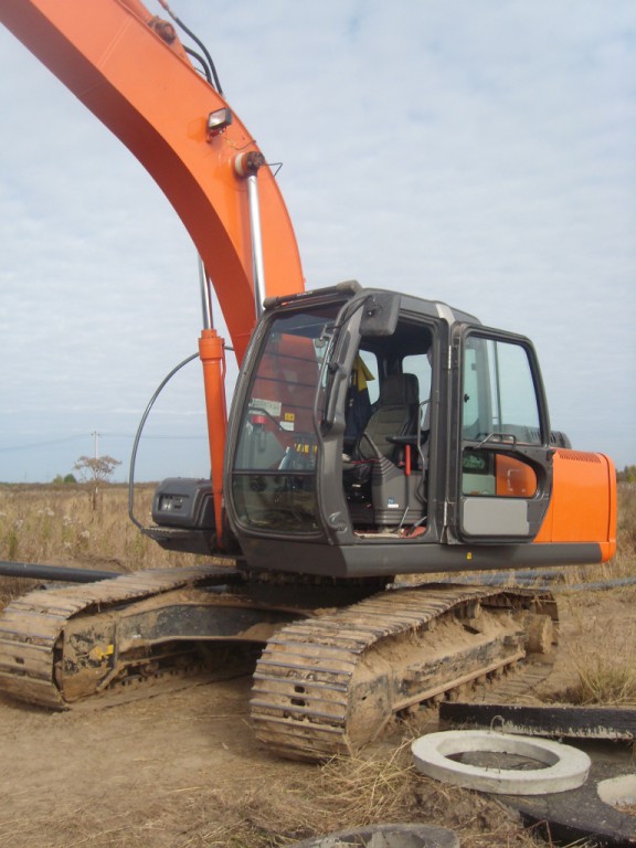 Аренда гусеничного экскаватора HITACHI ZX200-3G