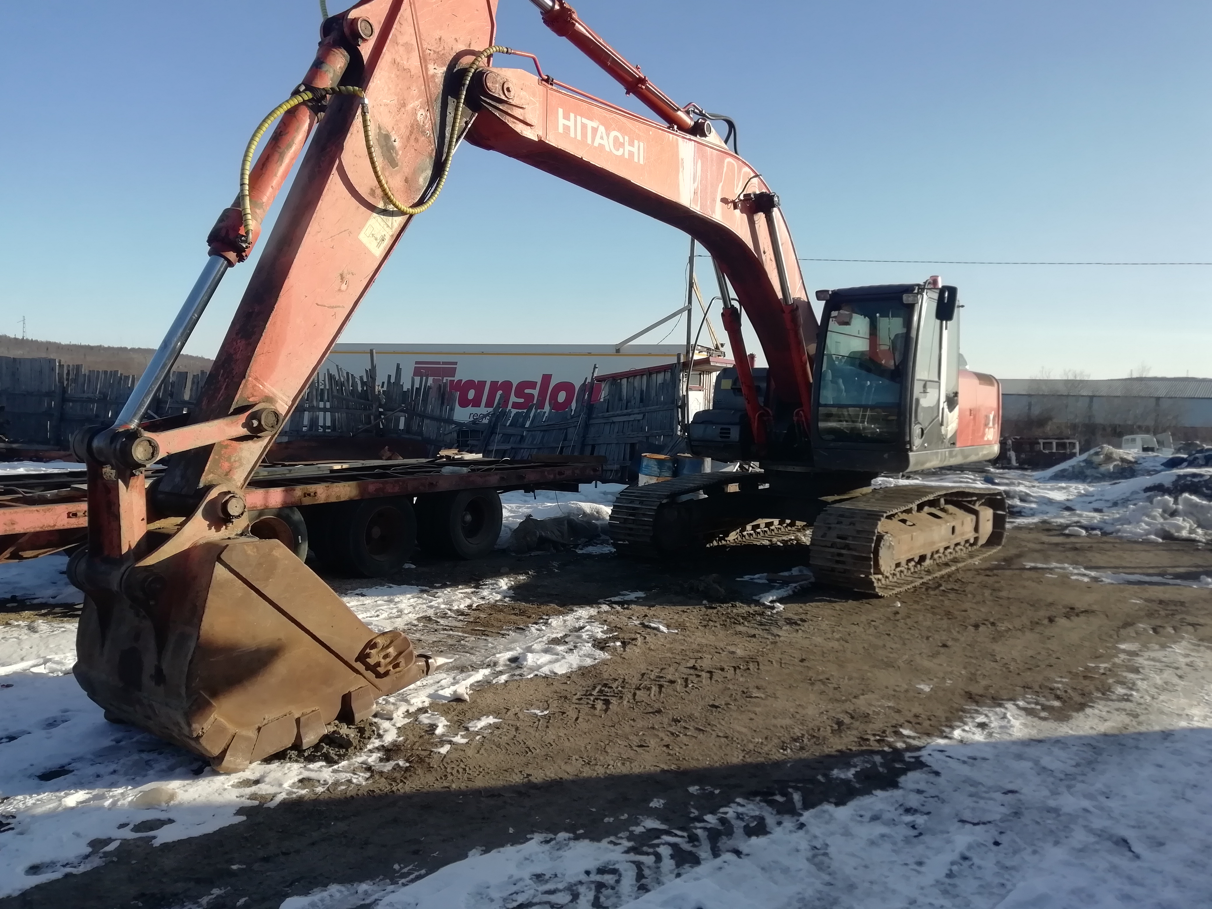 Эксковатор  от собственника Евгений