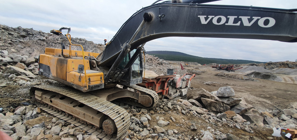 Аренда экскаватора город, область.