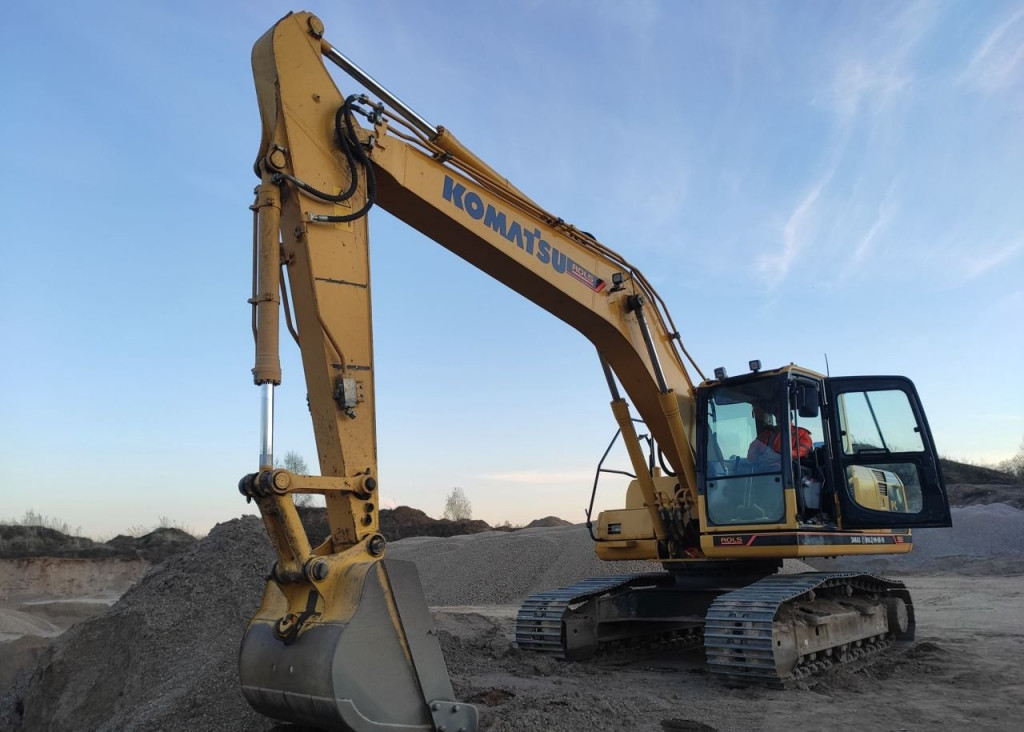 Гусеничные полноповоротные экскаваторы KOMATSU