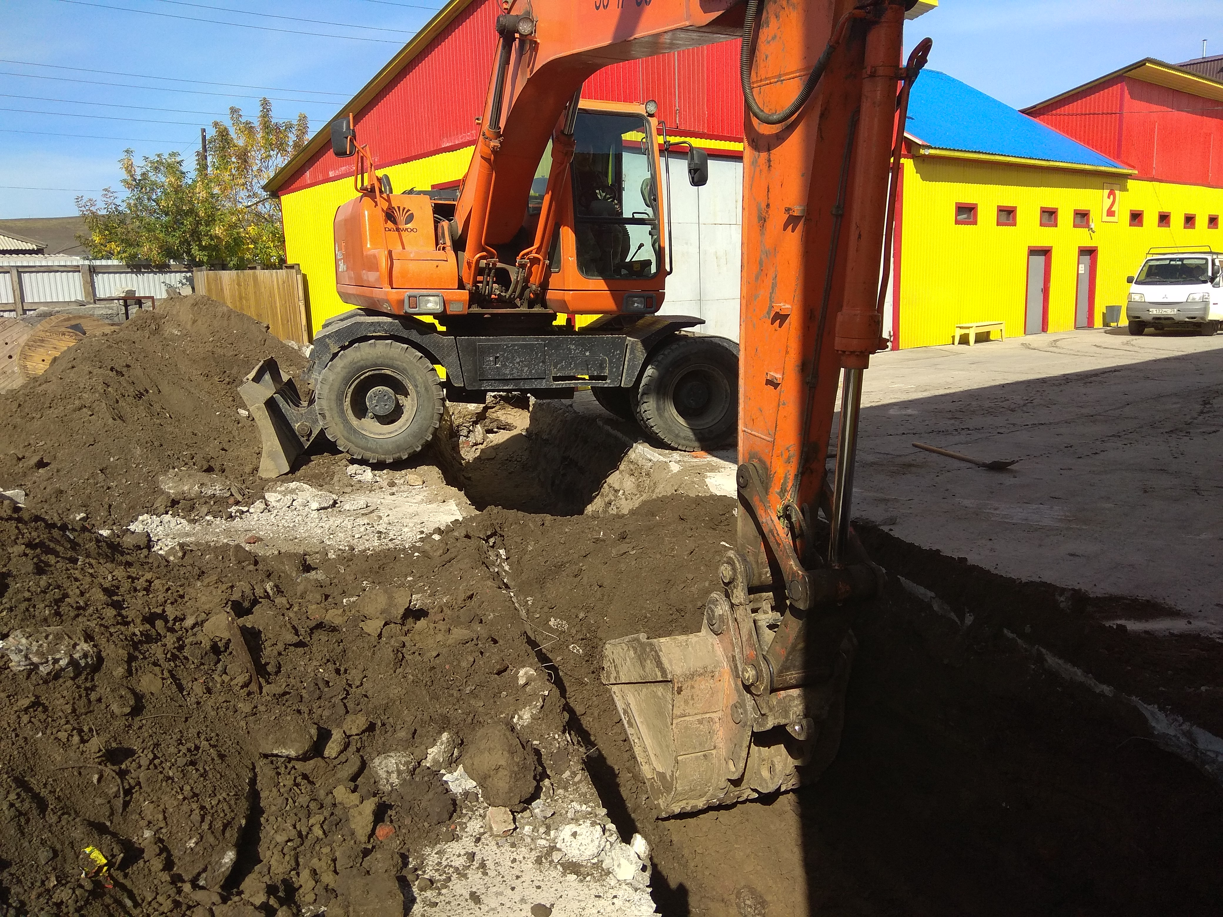 Услуги экскаватора Водопровод Улан-Удэ
