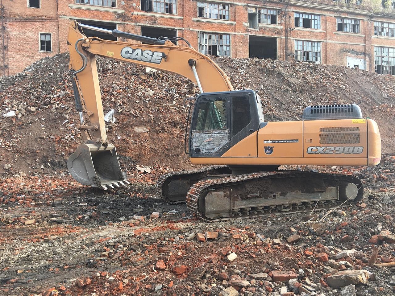 Аренда экскаватора, гидромолота. Копка. Демонтаж.