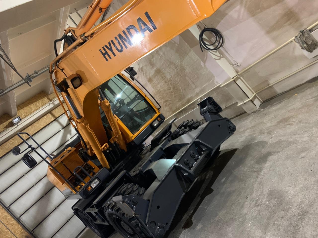 Аренда Экскаваторов  колесный и гусеничный