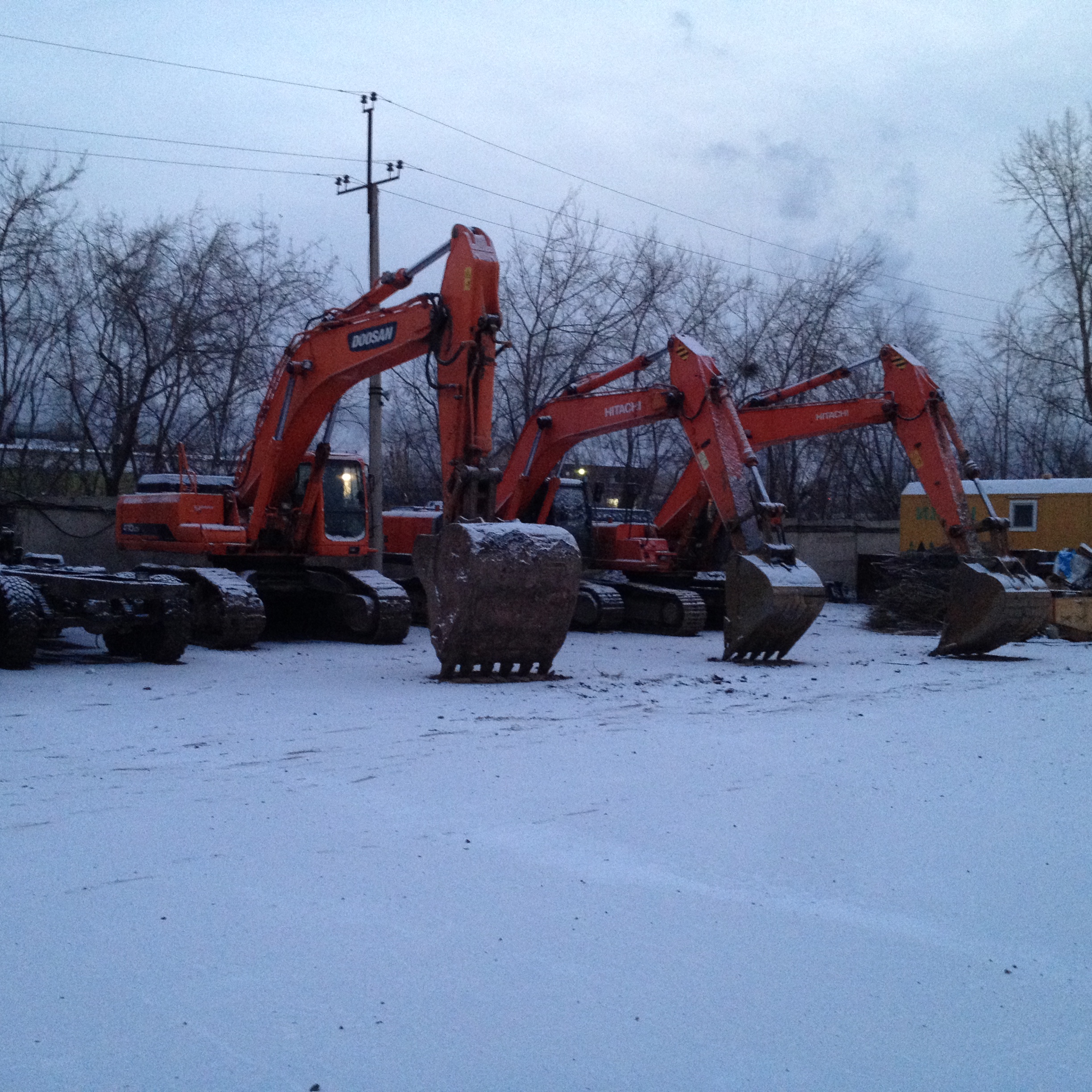 Экскаваторы  от собственника Николай