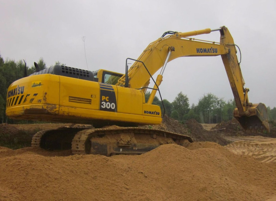 Услуги экскаватора. Аренда спецтехники Канск.