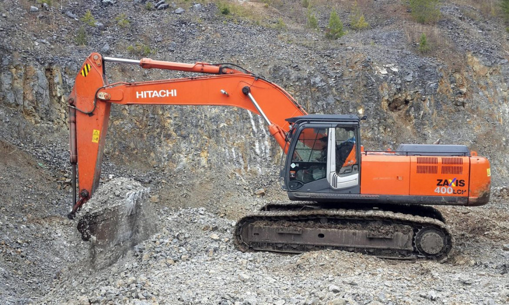 Аренда экскаватора с машинистом.