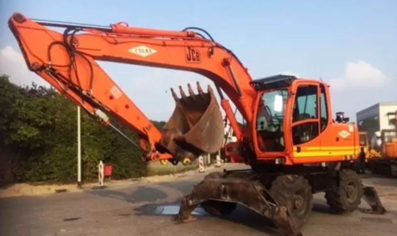 Рытье траншей, демонтаж зданий