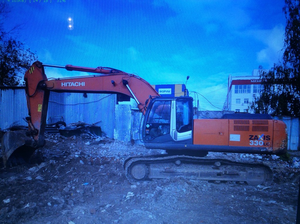 Гусеничный экскаватор от собственника Игорь